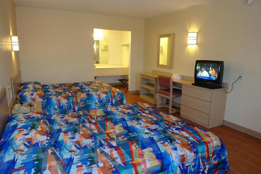 Motel 6 Austin, Tx - Central Downtown Ut Ruang foto